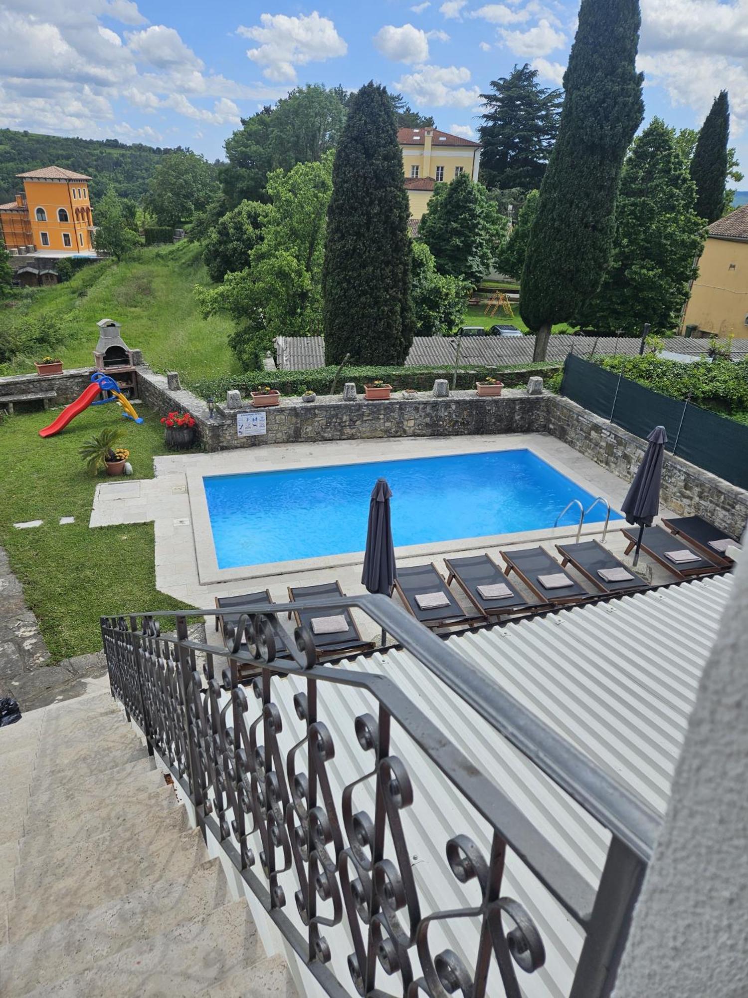 Villa Letizia Oprtalj Exterior photo