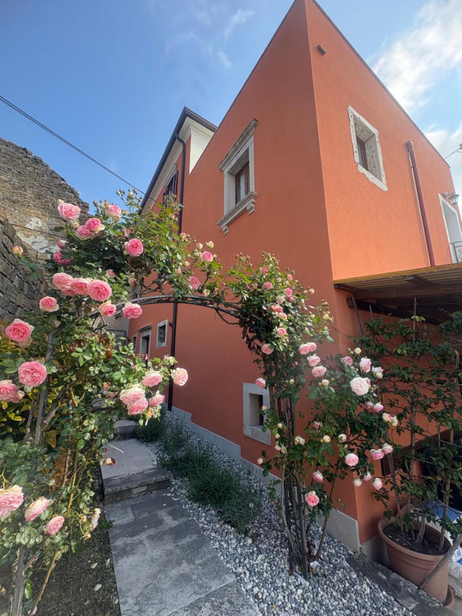 Villa Letizia Oprtalj Exterior photo